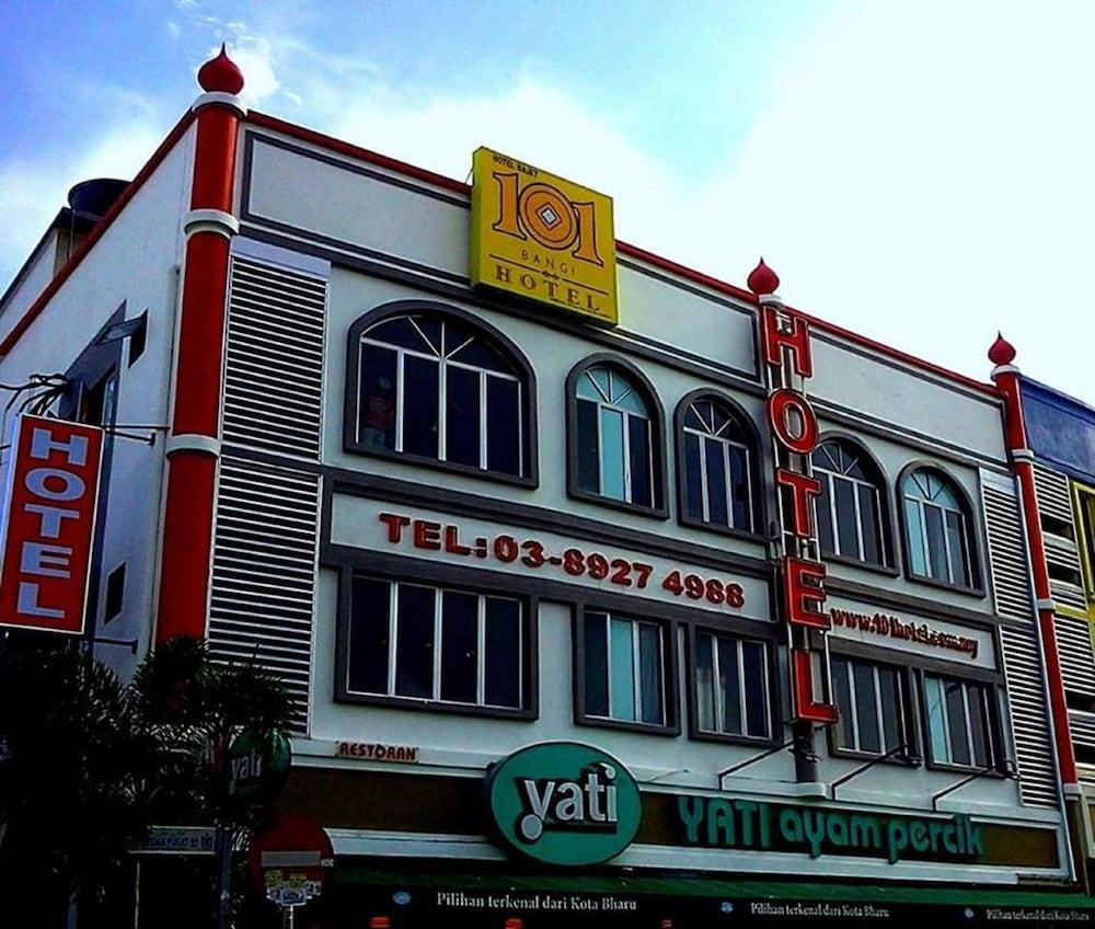 101 Hotel Bangi Exterior photo