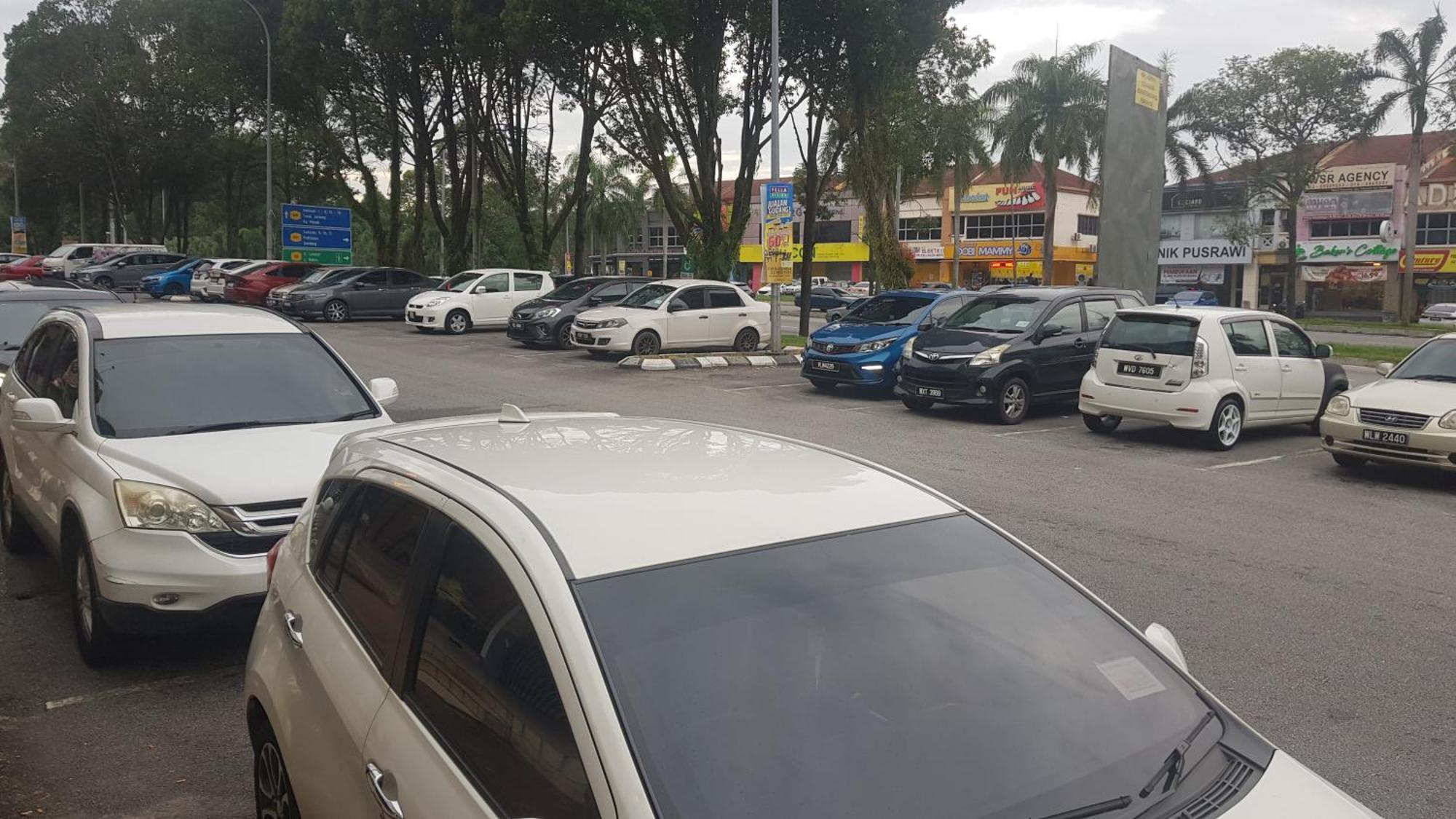 101 Hotel Bangi Exterior photo