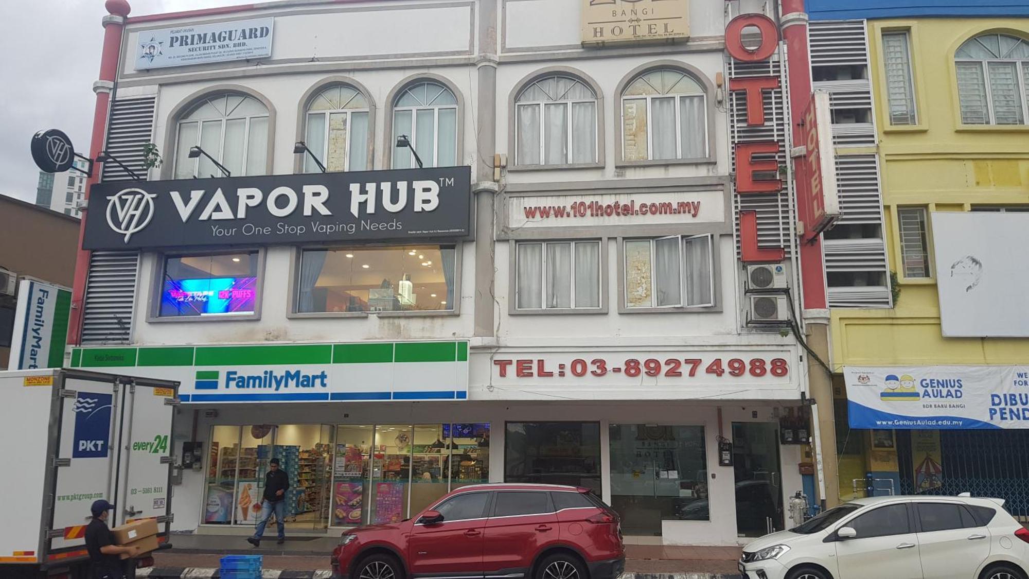 101 Hotel Bangi Exterior photo