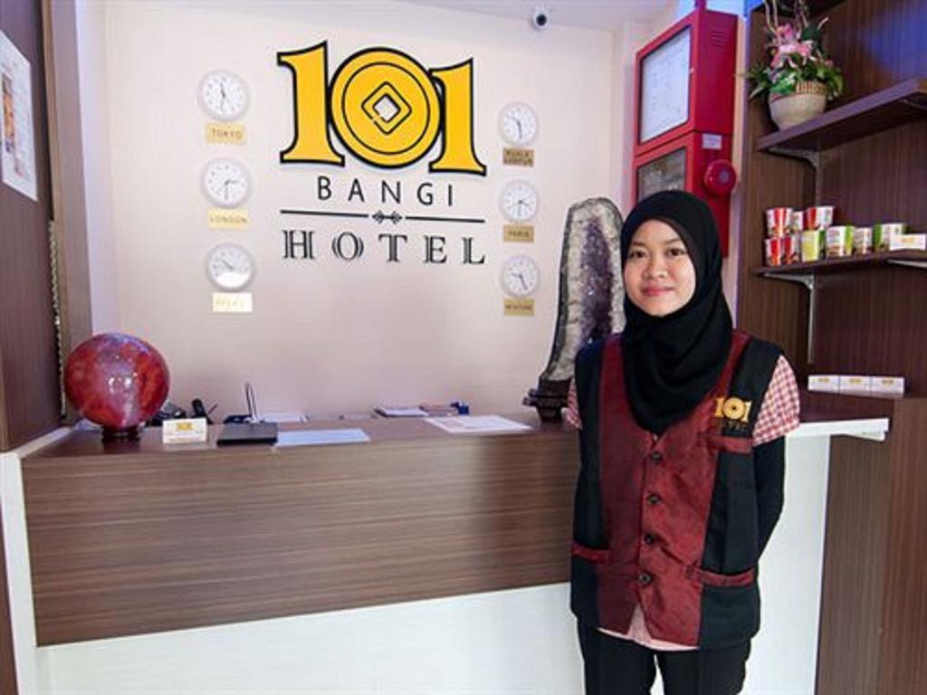 101 Hotel Bangi Exterior photo